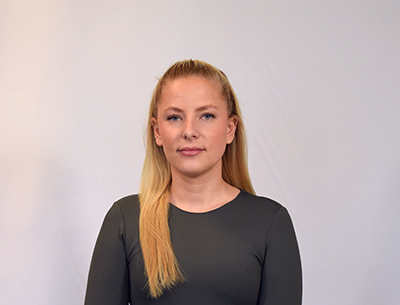  Justine LABOURY