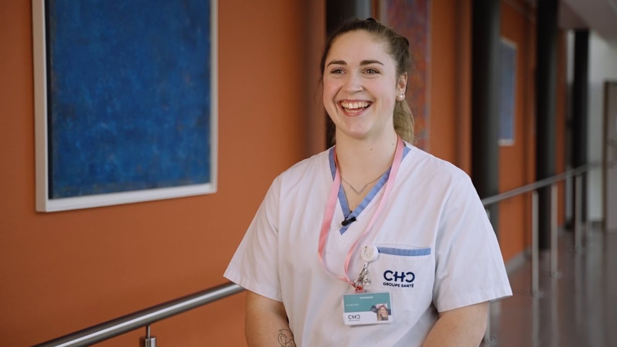 Découvrez le métier de soignant au CHC: Manon Drapier, infirmière en gériatrie à Hermalle