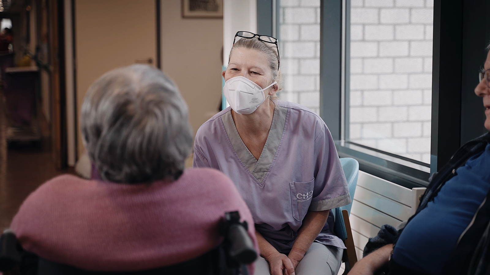 Découvrez le métier de soignant au CHC: Nadine, infirmière en maison de repos