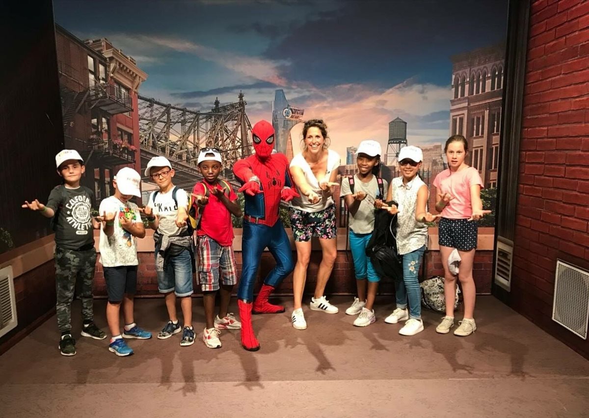 30 enfants de l’Espérance à Disneyland