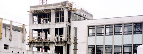 En 1999