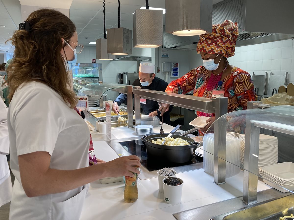 Menu africain pour fêter les 15 ans de notre partenariat avec l'hôpital de Pawa